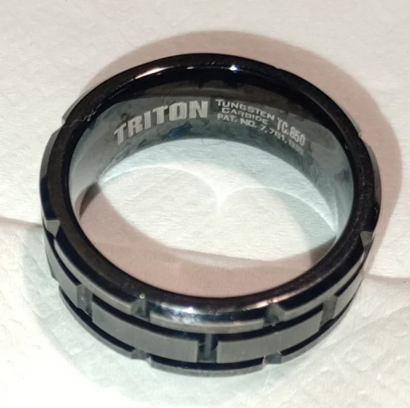 Triton Men's Black Tungsten Carbide Ring